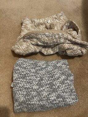 Cozy Knit Scarves Duo in Cream & Gray with hidden pocket